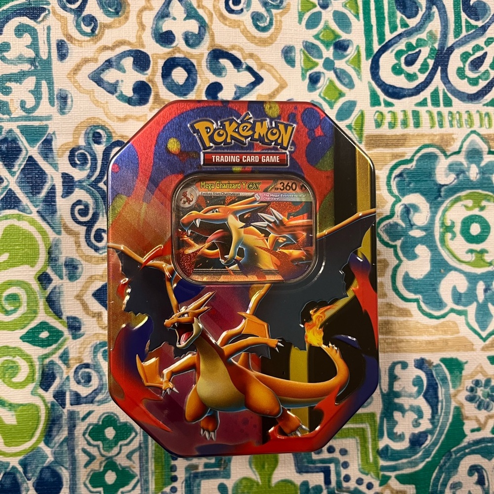 Pokémon Trading Card Game Mega Charizard Y tin